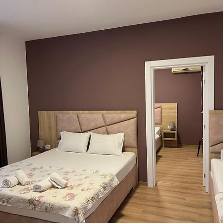 Apartments Adrian Ulcinj Zewnętrze zdjęcie