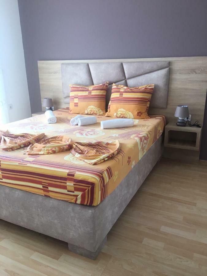 Apartments Adrian Ulcinj Zewnętrze zdjęcie